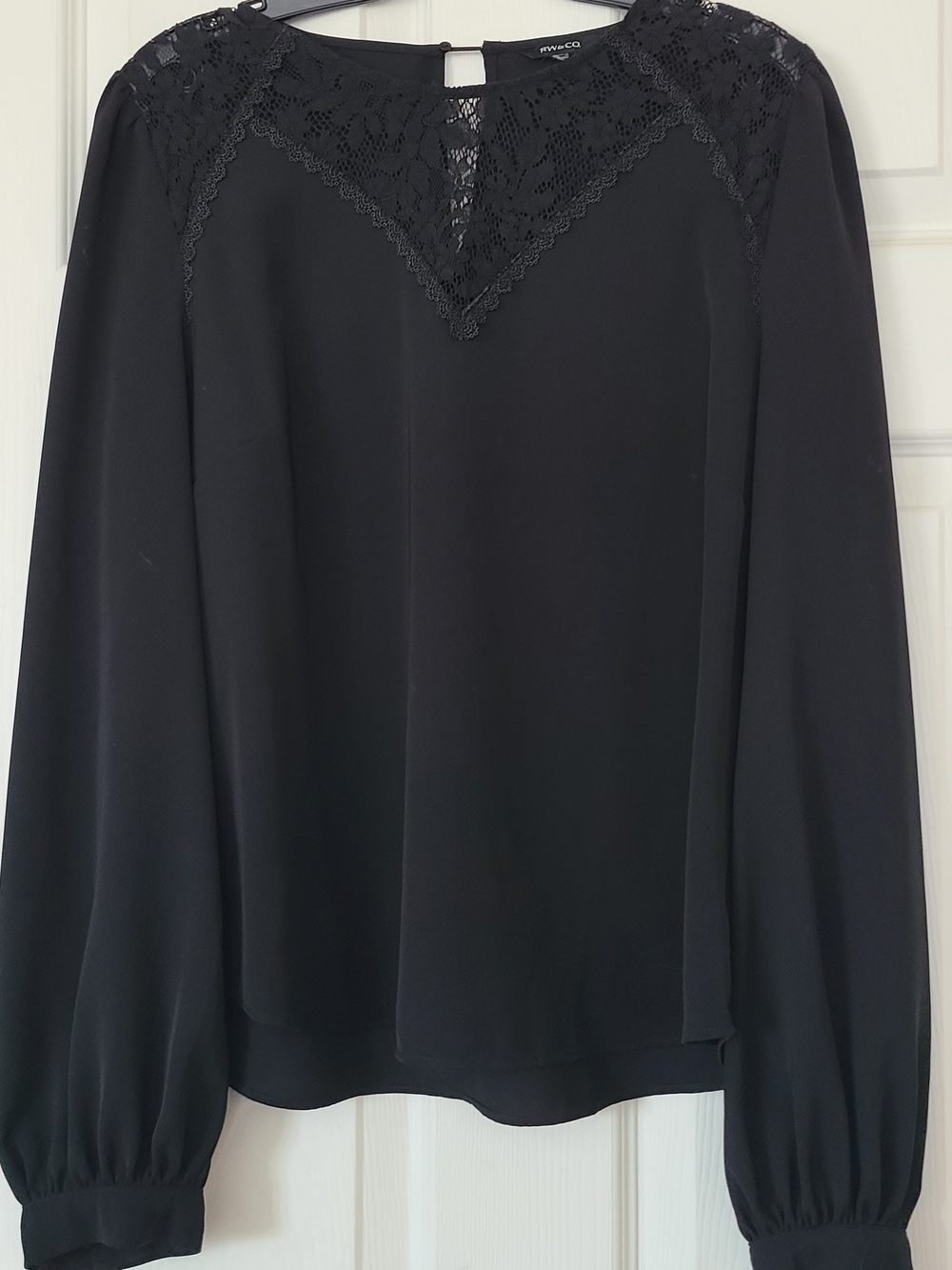 RW&CO. Black Lace Long Sleeve Blouse